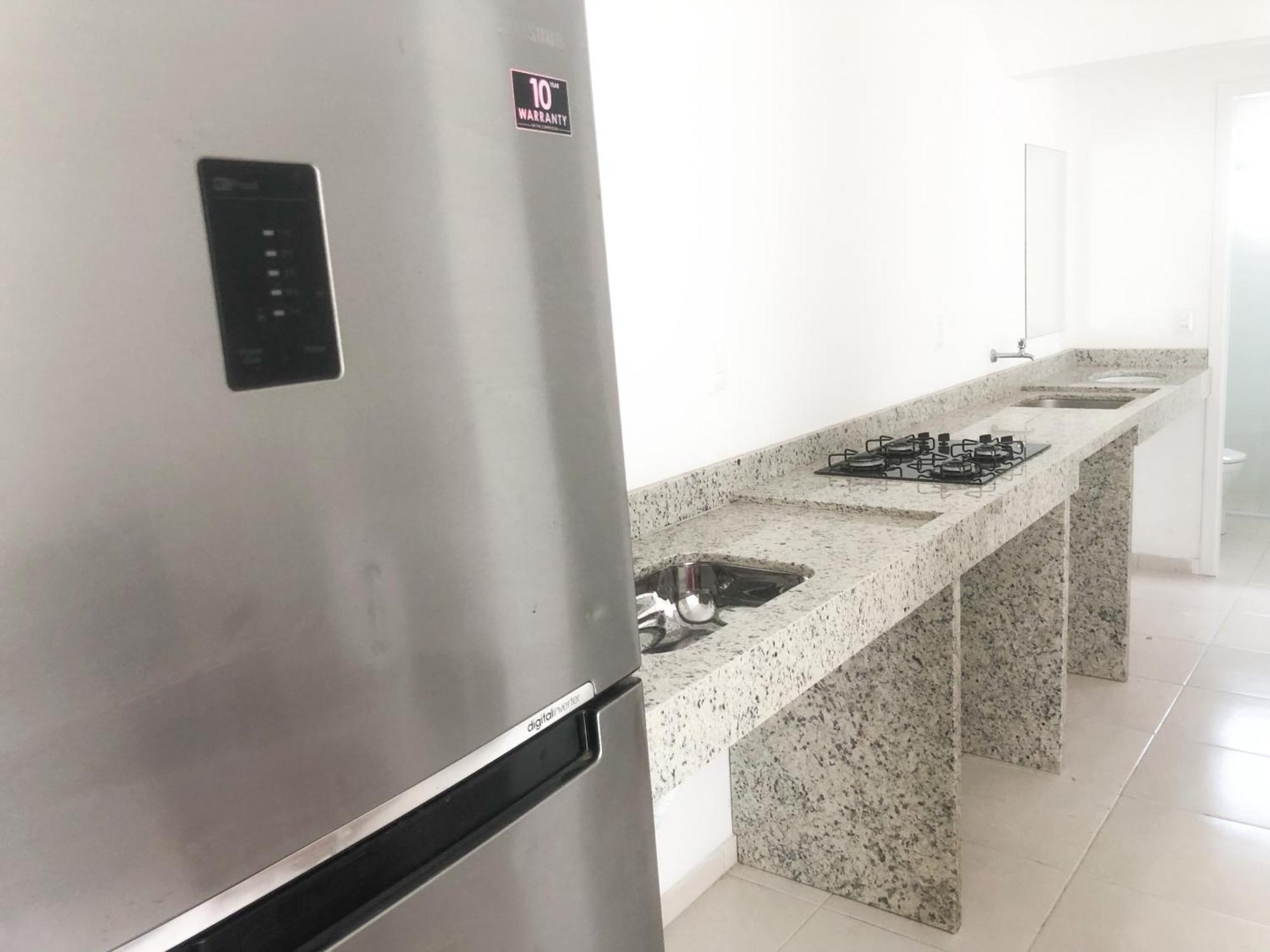 8 Pessoas Em Jurere Florianopolis